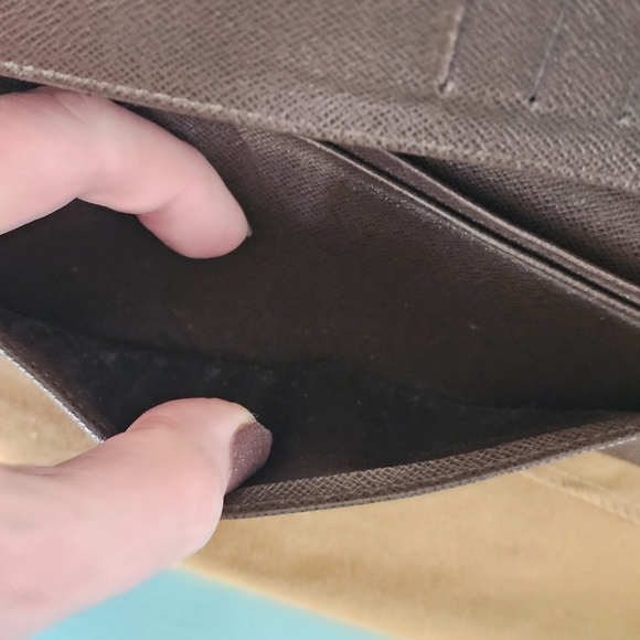 Louis Vuitton Damier Ebene Canvas Brazza Wallet - Picture 11 of 11